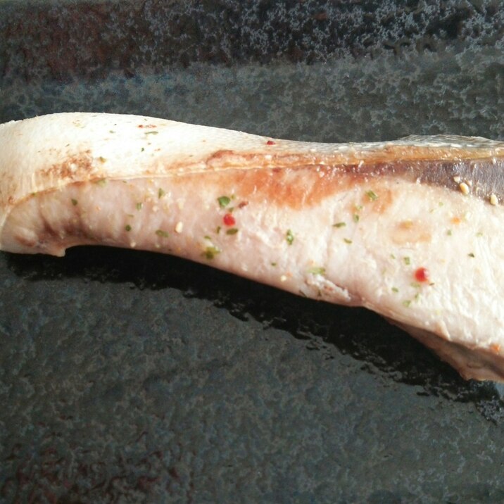 ひと手間で臭み消し あっさりブリの塩焼き レシピ 作り方 By アズレンg 楽天レシピ ひと手間で臭み消し あっさりブリの塩焼き レシピ 作り方 By アズレンg 楽天レシピ